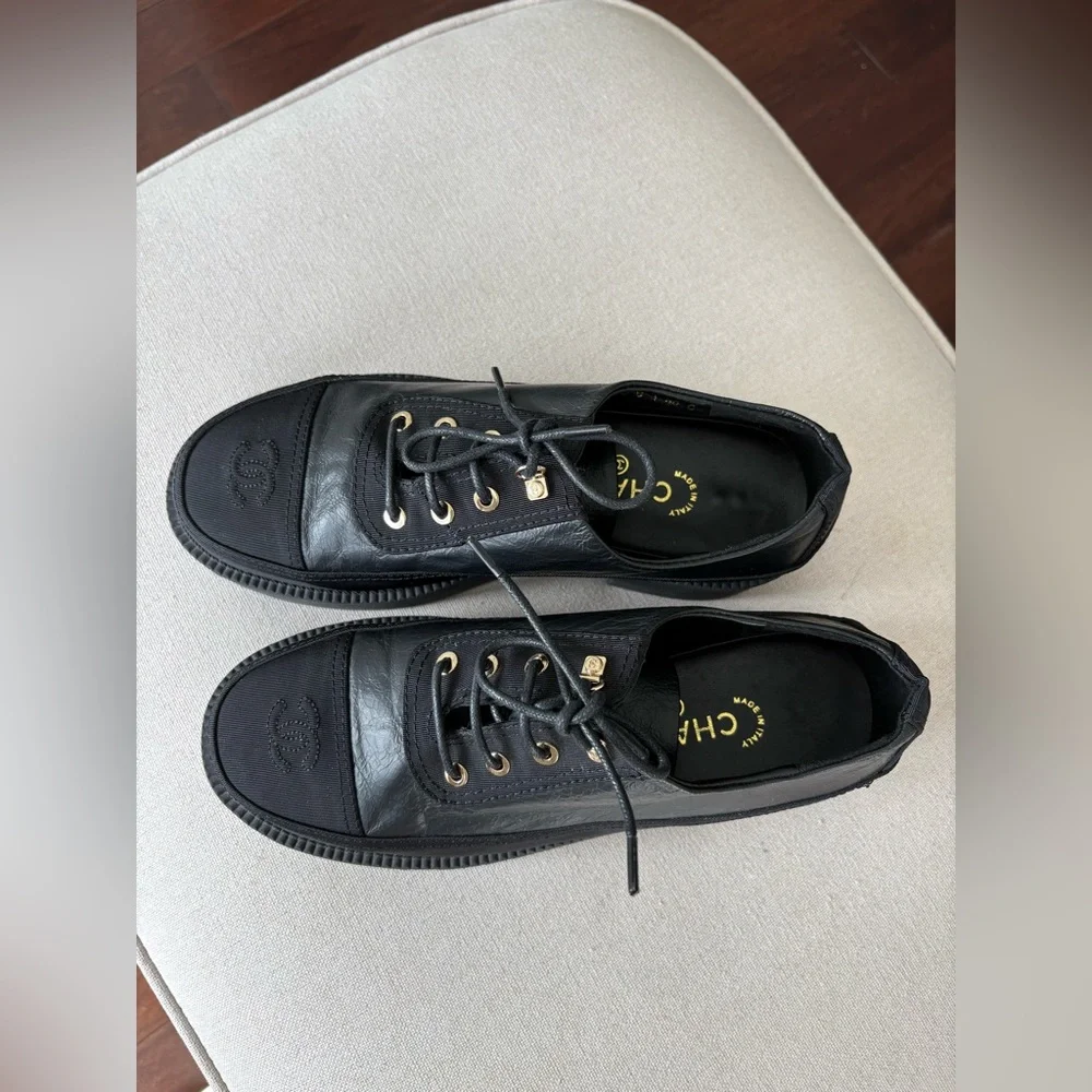 Chanel Loafers 21B Black CC Lace Up Oxford Platform Shoes EUR 40 US 9 - Picture 4 of 16